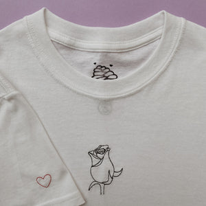 *mistake* embroidered rose t-shirt with sleeve embroidery