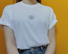 Load image into Gallery viewer, embroidered sunflower t-shirt
