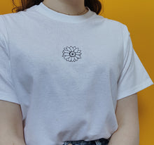 Load image into Gallery viewer, embroidered sunflower t-shirt
