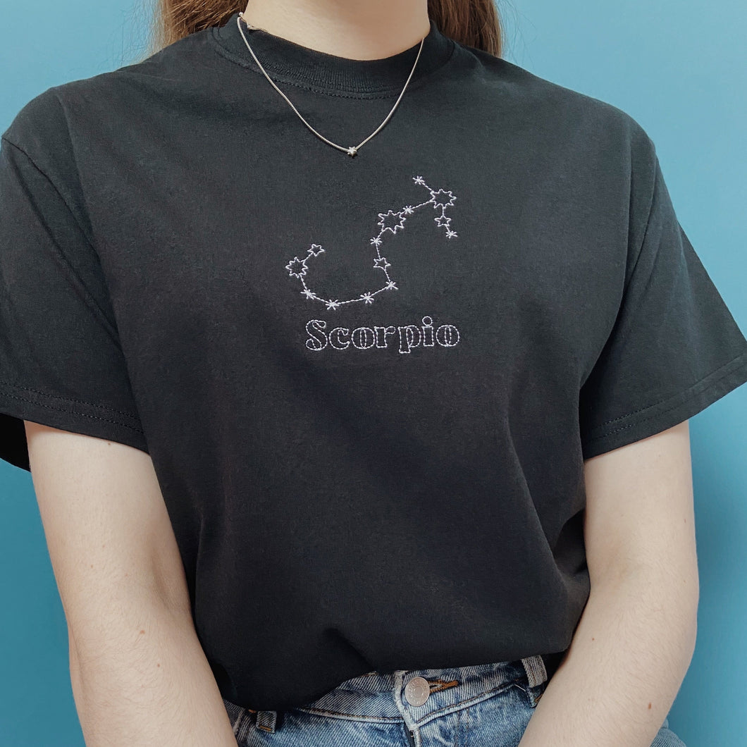 zodiac constellation embroidered t-shirt